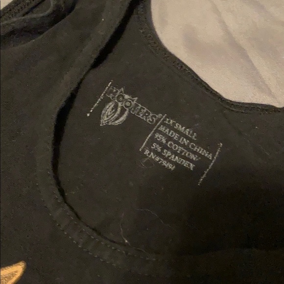 XXS Certified Hooters Black Shirts - Picture 4 of 6